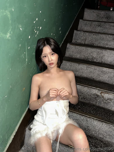 【2023_02_14】I_was_exposed_naked_in_the_wild_and_poisoned❤.m4v